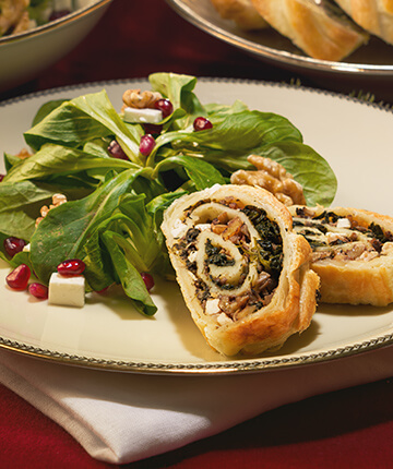 Pilz-Nussstrudel mit Spinat und Feta